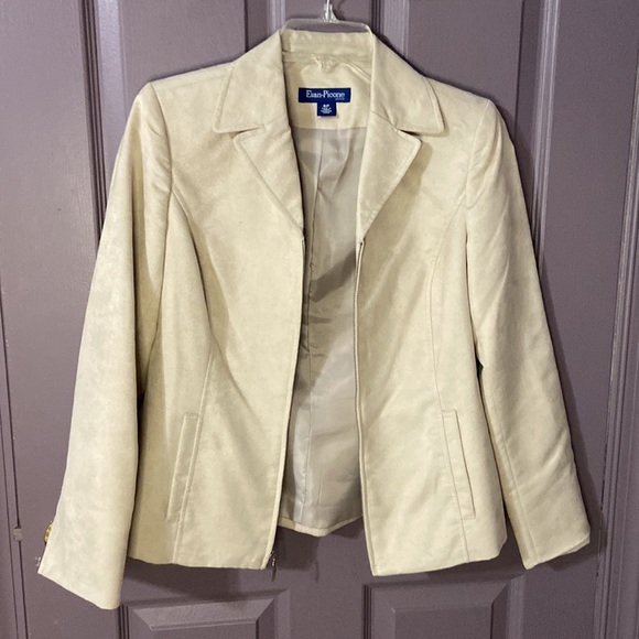 Vintage Evan Picone Size 8 Petite Cream Jacket - Picture 2 of 9
